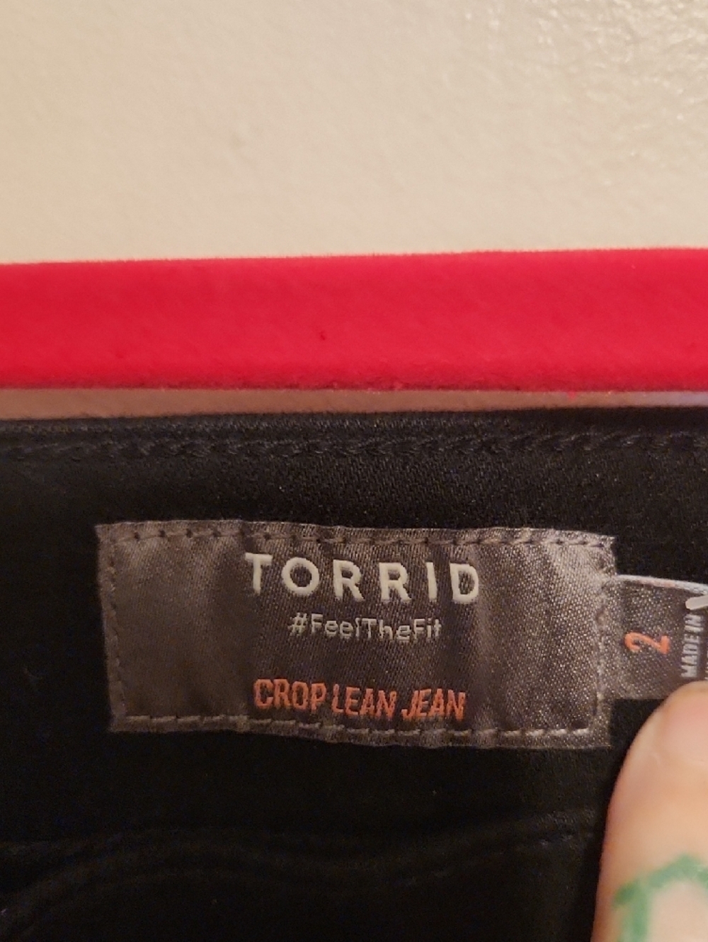 🔥Torrid Black Women's Lean Jean Capri Leggings - Picture 2 of 5